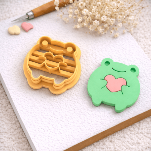 Emporte pièce-grenouille coeur